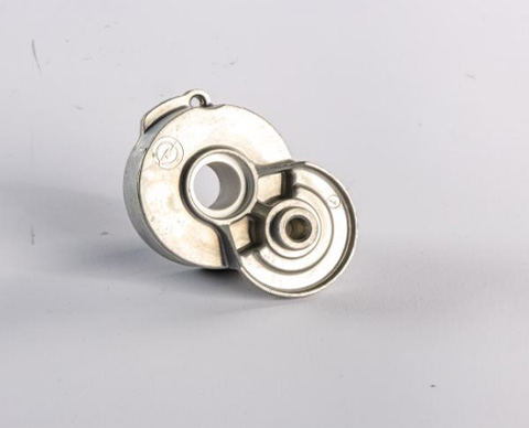 在裝配時(shí)，張緊器鋁壓鑄件與周邊部件如何匹配？